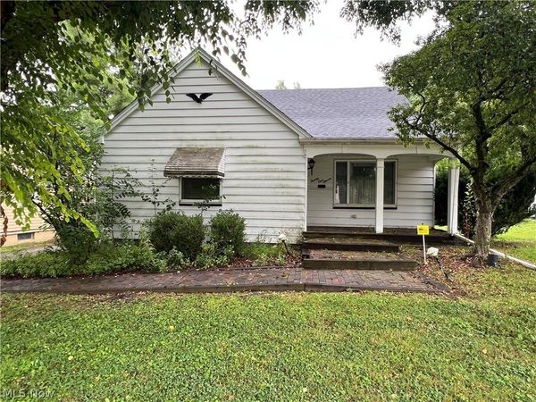 2111 Burbank Avenue , Youngstown, OH 44509