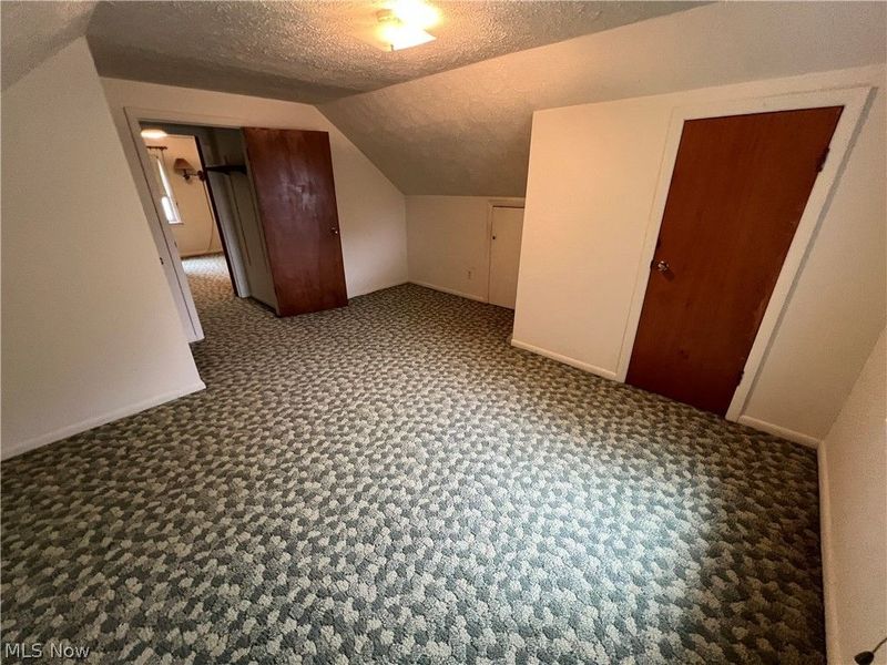 2111 Burbank Avenue, Youngstown, OH 44509 Photo 18
