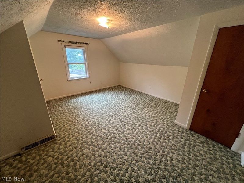 2111 Burbank Avenue, Youngstown, OH 44509 Photo 20