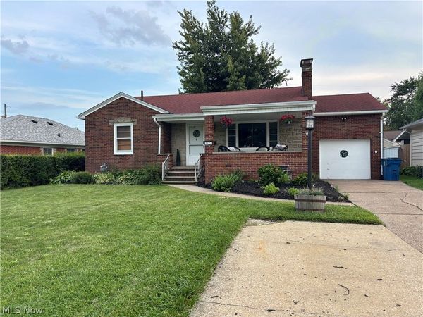 1727 W 11th Street, Lorain, OH 44052