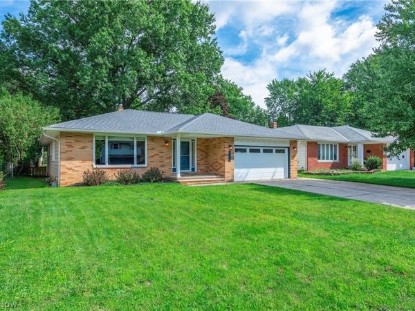 4573 Whitehall Drive, South Euclid, OH 44121
