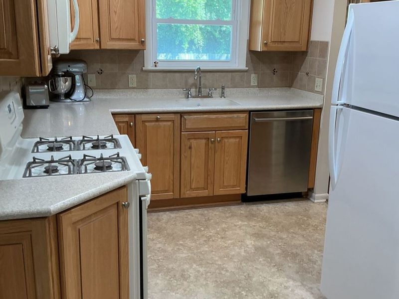 1828 E Skyline Drive, Lorain, OH 44053 Photo 15