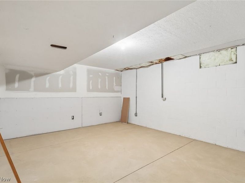 7478 Smalley Road, Windham, OH 44288 Photo 23