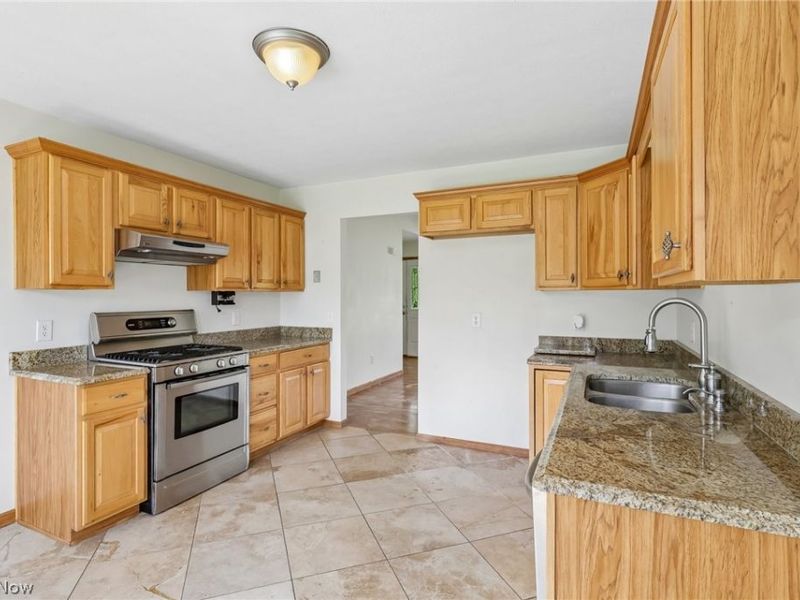 7478 Smalley Road, Windham, OH 44288 Photo 5