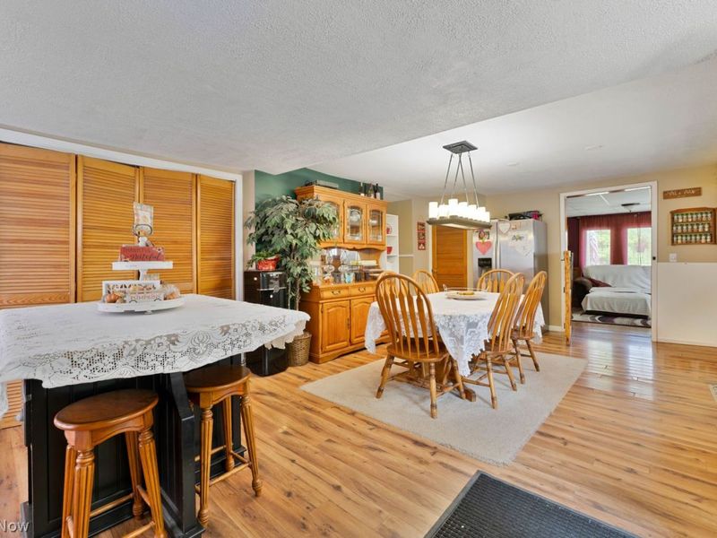4857 Ridge Road, Cortland, OH 44410 Photo 10