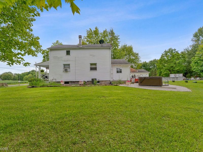 4857 Ridge Road, Cortland, OH 44410 Photo 4
