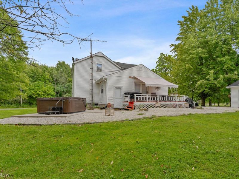 4857 Ridge Road, Cortland, OH 44410 Photo 5
