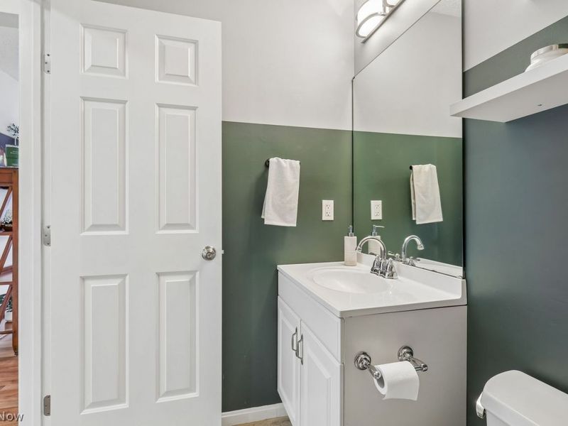 1360 Cedarwood Drive, Unit D2, Westlake, OH 44145 Photo 28