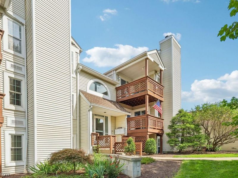 1360 Cedarwood Drive, Unit D2, Westlake, OH 44145 Photo 33