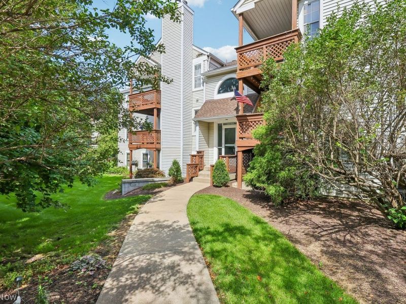 1360 Cedarwood Drive, Unit D2, Westlake, OH 44145 Photo 34