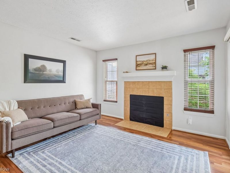 1360 Cedarwood Drive, Unit D2, Westlake, OH 44145 Photo 6