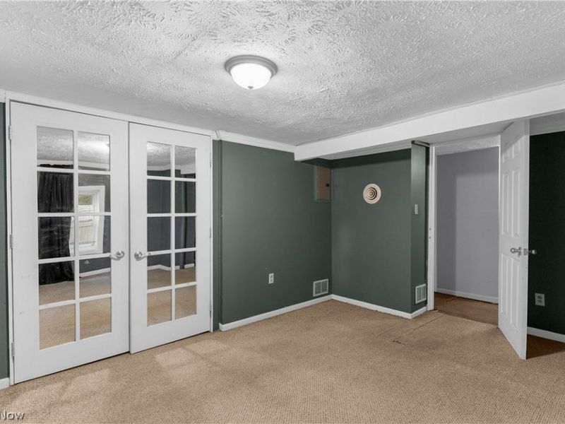 3428 Meadowbrook Drive, Leavittsburg, OH 44430 Photo 16