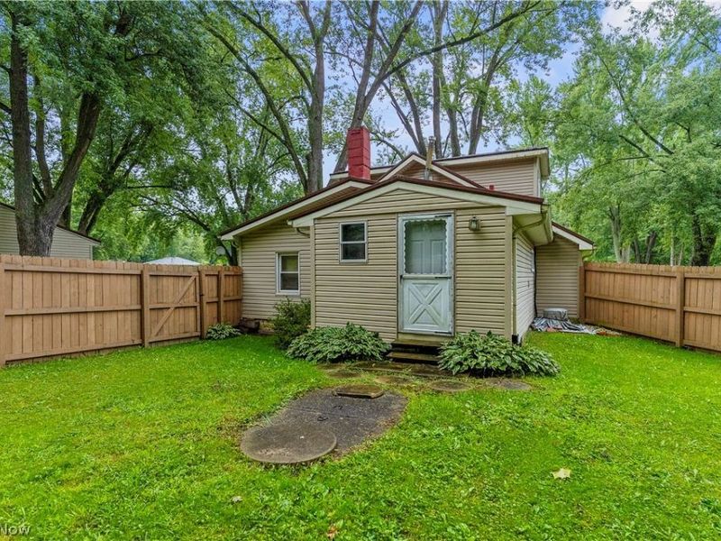 3428 Meadowbrook Drive, Leavittsburg, OH 44430 Photo 23