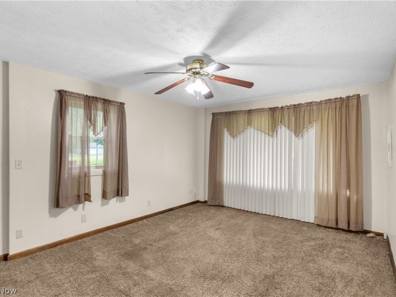 3428 Meadowbrook Drive, Leavittsburg, OH 44430 Photo 7