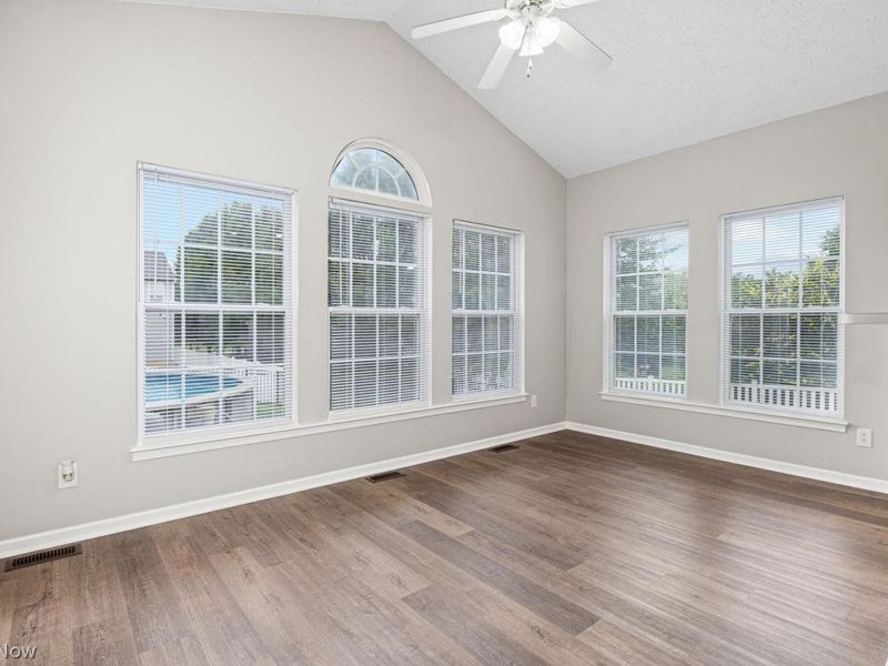756 Sparrow Way, Wadsworth, OH 44281 Photo 19