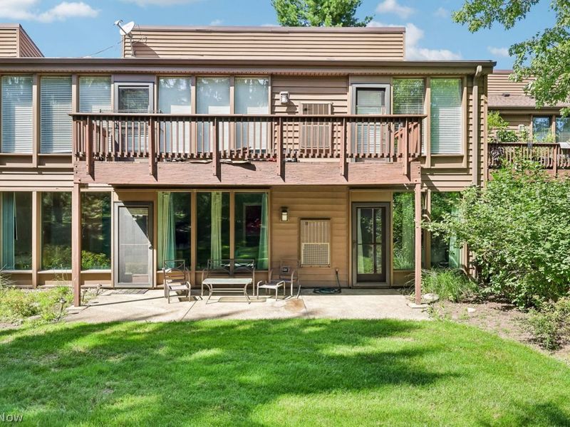 975 canyon view, Unit 107, Sagamore Hills, OH 44067 Photo 34