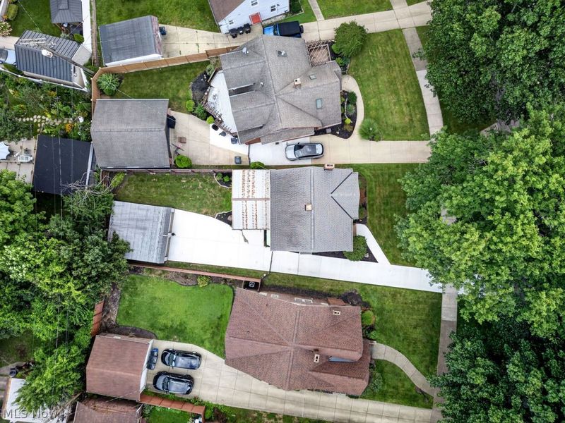 6216 Brookside Drive, Cleveland, OH 44144 Photo 33
