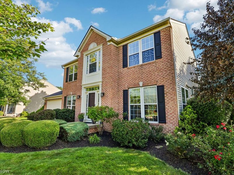 4739 Churchill Drive, Avon, OH 44011 Photo 2