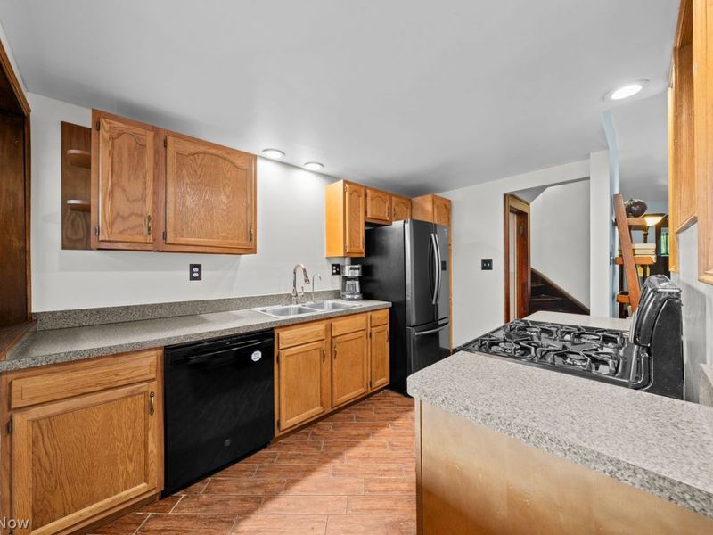 1414 W 81st Street, Cleveland, OH 44102 Photo 9