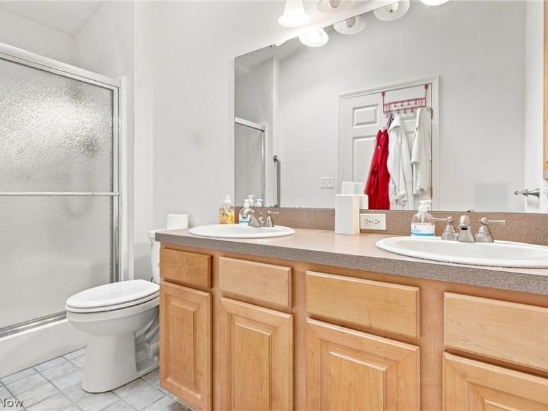 2559 Edgebrook Crossing, Twinsburg, OH 44087 Photo 14