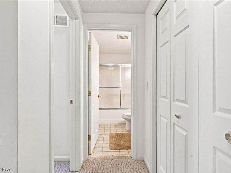2559 Edgebrook Crossing, Twinsburg, OH 44087 Photo 16