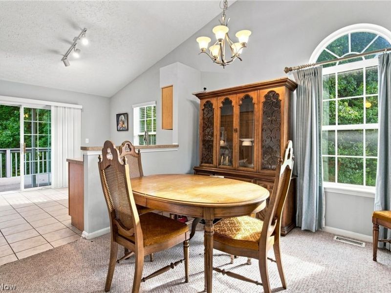 2559 Edgebrook Crossing, Twinsburg, OH 44087 Photo 5