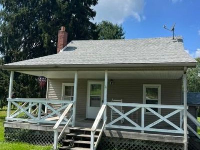 11794 Princeton Road, Huntsburg, OH 44046 Photo 2