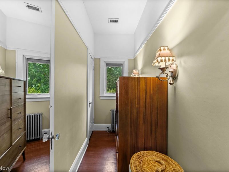 2355 Riverside Drive, Lakewood, OH 44107 Photo 17