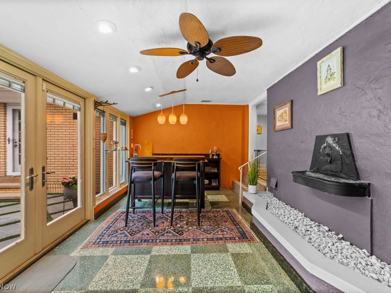 2355 Riverside Drive, Lakewood, OH 44107 Photo 24