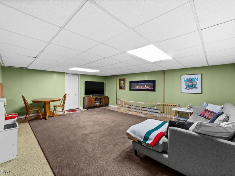 2355 Riverside Drive, Lakewood, OH 44107 Photo 36