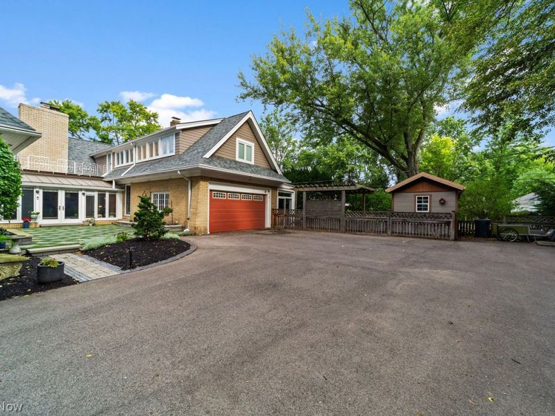 2355 Riverside Drive, Lakewood, OH 44107 Photo 41