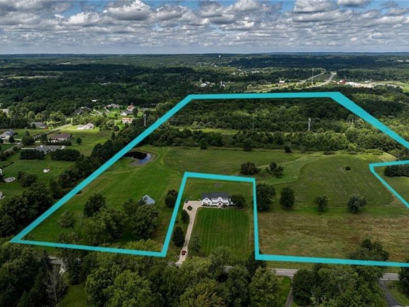 2235-2299 Granger Road, Medina, OH 44256 Photo 3