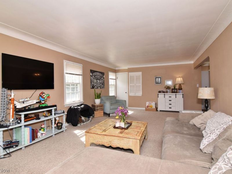 3558 Gridley Road, Shaker Heights, OH 44122 Photo 5