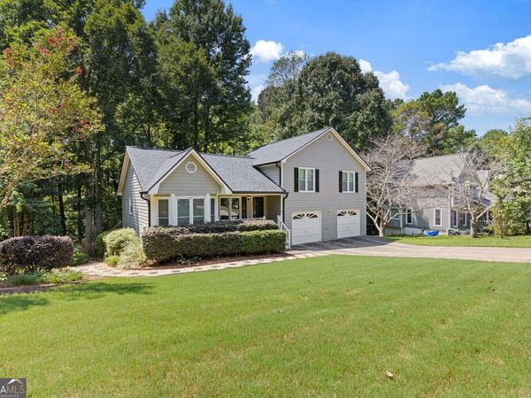 81 Shefield Place, Douglasville, GA 30134