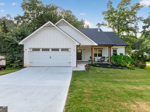 3979 Pointe N, Gainesville, GA 30506