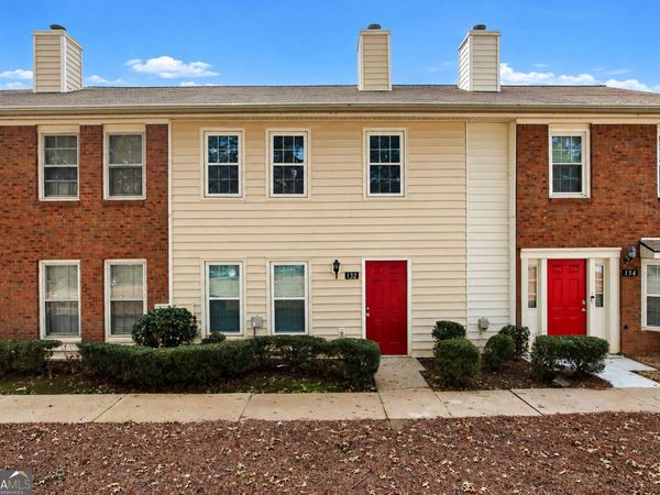 132 Old Ferry Way, Roswell, GA 30076