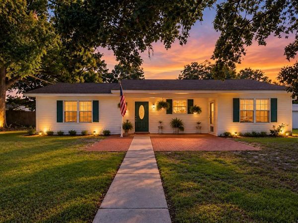 11 High Hill Drive, Brunswick, GA 31525