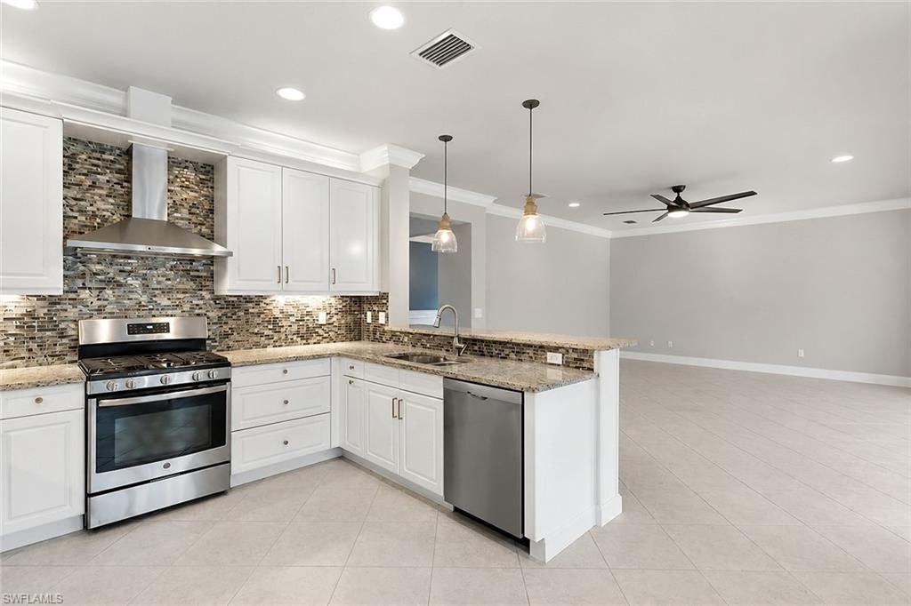 4384 Aurora St, Naples, FL 34119 Photo
