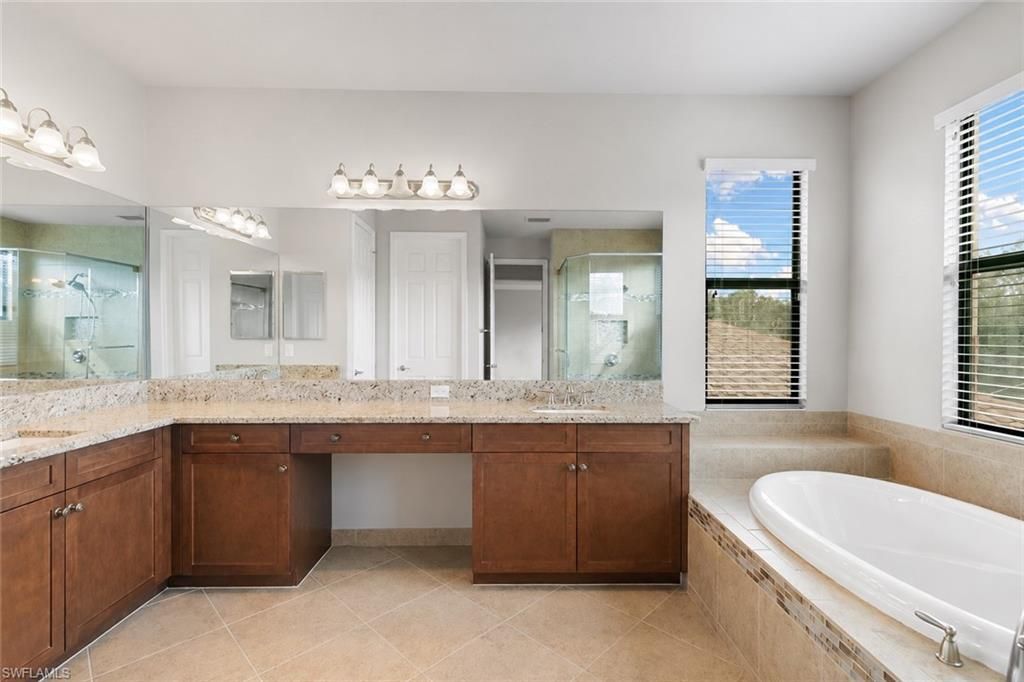 4384 Aurora St, Naples, FL 34119 Photo