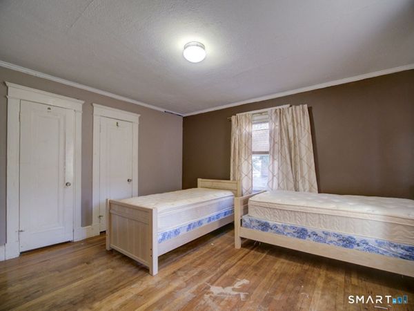 529 Yale , New Haven, CT 06515