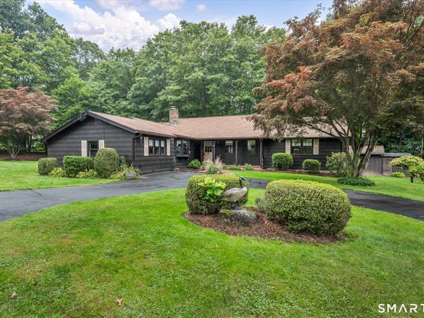 24 Sunrise, Middlefield, CT 06481