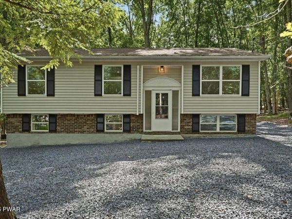 5609 Cub Lane , East Stroudsburg, PA 18302