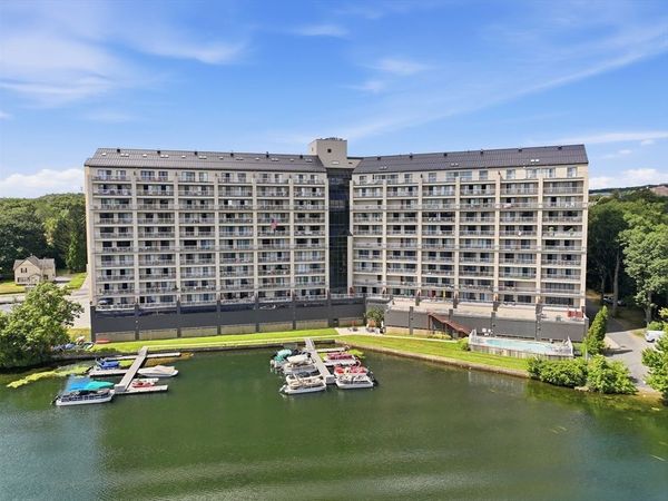 65 Lake Ave, Unit 830, Worcester, MA 01604