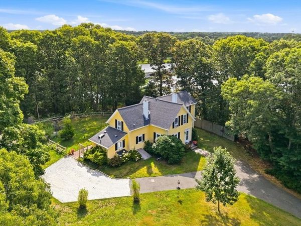 775 Shore Rd, Bourne, MA 02559