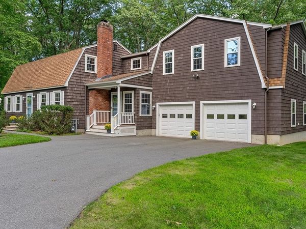 45 Amble Road, Chelmsford, MA 01824
