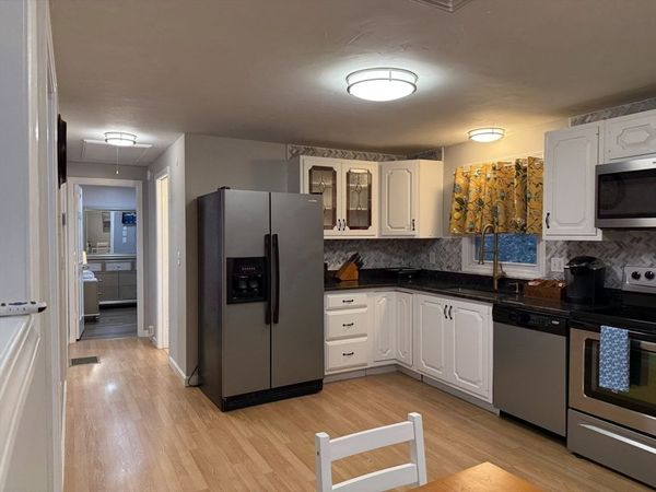 89 Westwood Dr, Unit 2, Sturbridge, MA 01566