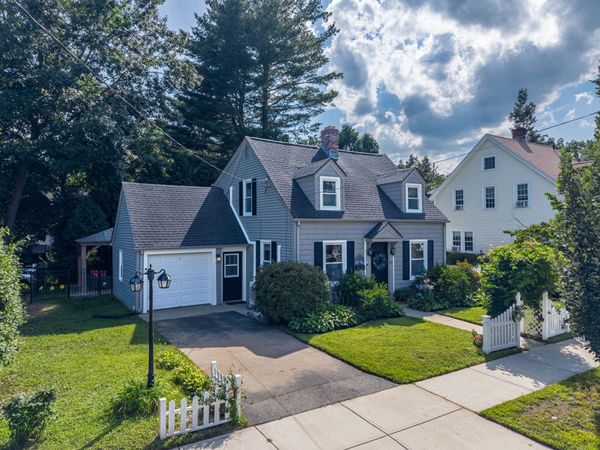 67 Warren Ter, Longmeadow, MA 01106