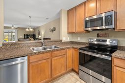 2522 Stadium Drive photo 4