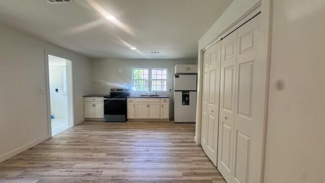 214 Corina Street Photo 10