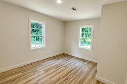214 Corina Street photo 4